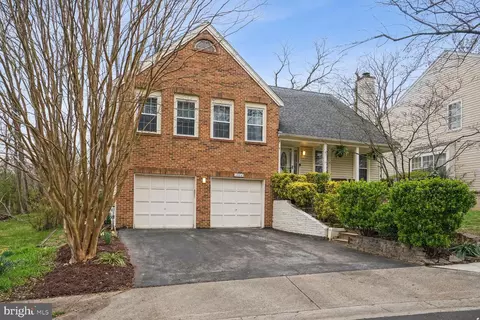 12914 Summer Hill Dr, Silver Spring, MD 20904