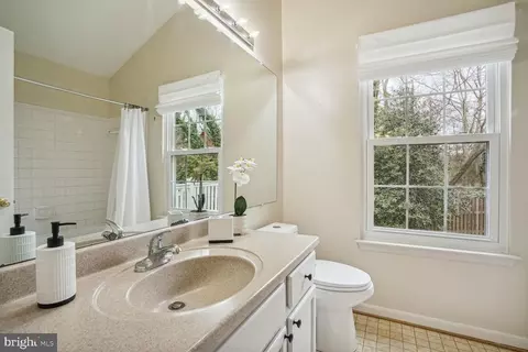 Bath - 12914 Summer Hill Dr, Silver Spring, MD 20904 photo 1 of 4