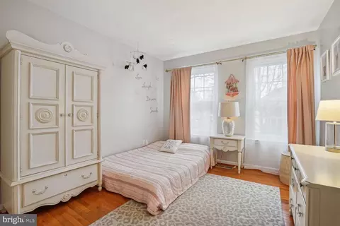 Bedroom - 12914 Summer Hill Dr, Silver Spring, MD 20904 photo 4 of 6