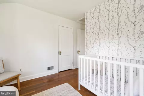 Bedroom - 21 Lauer Ct, Silver Spring, MD 20901 photo 4 of 4