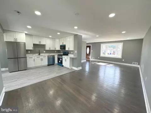 4505 W Frankfort Dr, Rockville, MD 20853
