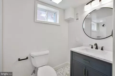 Bath - 11613 College View Dr, Silver Spring, MD 20902 photo 3 of 8