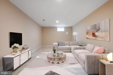 Living - 11613 College View Dr, Silver Spring, MD 20902 photo 5 of 5