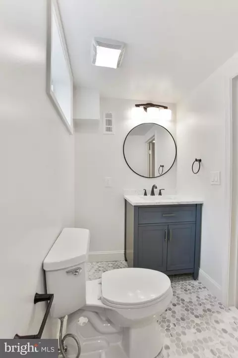Bath - 11613 College View Dr, Silver Spring, MD 20902 photo 6 of 8