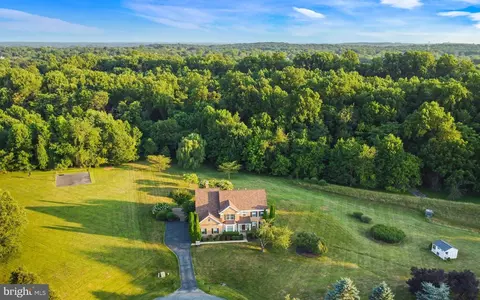 9613 Farmview Ct, Damascus, MD 20872