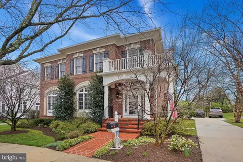 303 Pure Spring Cres, Rockville, MD 20850