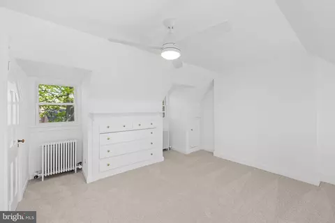 Bedroom - 4 Springvale Ln, Silver Spring, MD 20910 photo 1 of 1