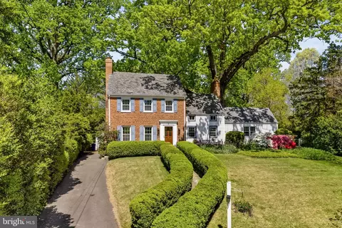 Exterior - 4 Springvale Ln, Silver Spring, MD 20910 photo 4 of 16