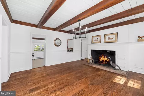 Living - 4 Springvale Ln, Silver Spring, MD 20910 photo 6 of 6