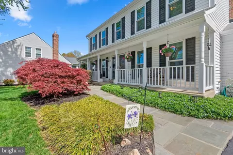 Exterior - 4 Dartmoor Ct, Olney, MD 20832 photo 4 of 11