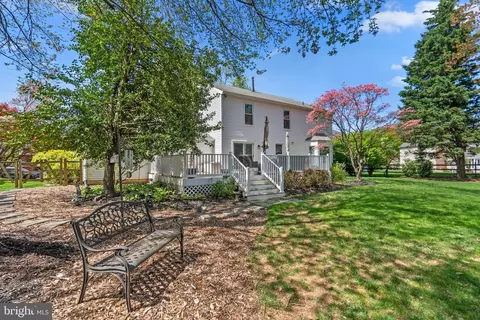 Exterior - 4 Dartmoor Ct, Olney, MD 20832 photo 7 of 11