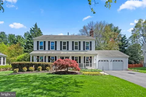 4 Dartmoor Ct, Olney, MD 20832