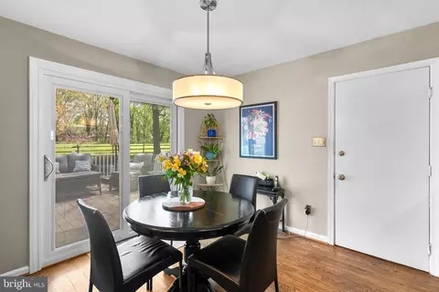 Dining - 4 Dartmoor Ct, Olney, MD 20832 photo 5 of 8