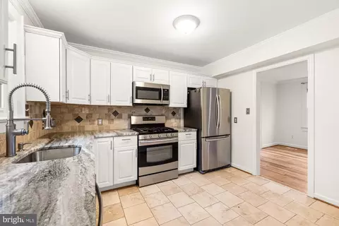 Kitchen - 9911 Lorain Ave, Silver Spring, MD 20901 photo 2 of 4