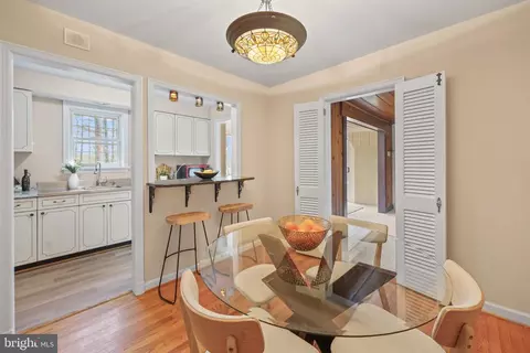 Dining - 801 Copley Ln, Silver Spring, MD 20904 photo 2 of 7