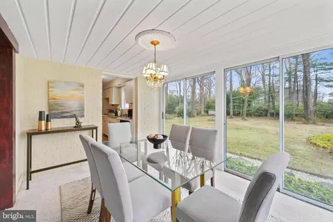 Dining - 801 Copley Ln, Silver Spring, MD 20904 photo 5 of 7