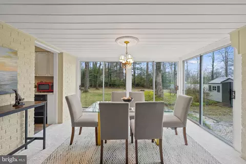 Dining - 801 Copley Ln, Silver Spring, MD 20904 photo 4 of 7