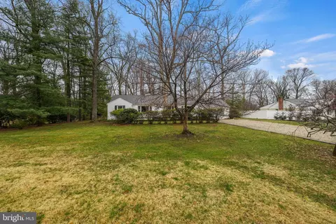 Exterior - 801 Copley Ln, Silver Spring, MD 20904 photo 6 of 9