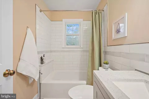 Bath - 801 Copley Ln, Silver Spring, MD 20904 photo 1 of 2