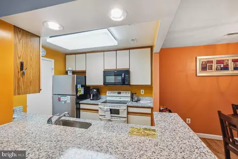Kitchen - 3317 Sir Thomas Dr #4-A-22, Silver Spring, MD 20904 photo 2 of 5