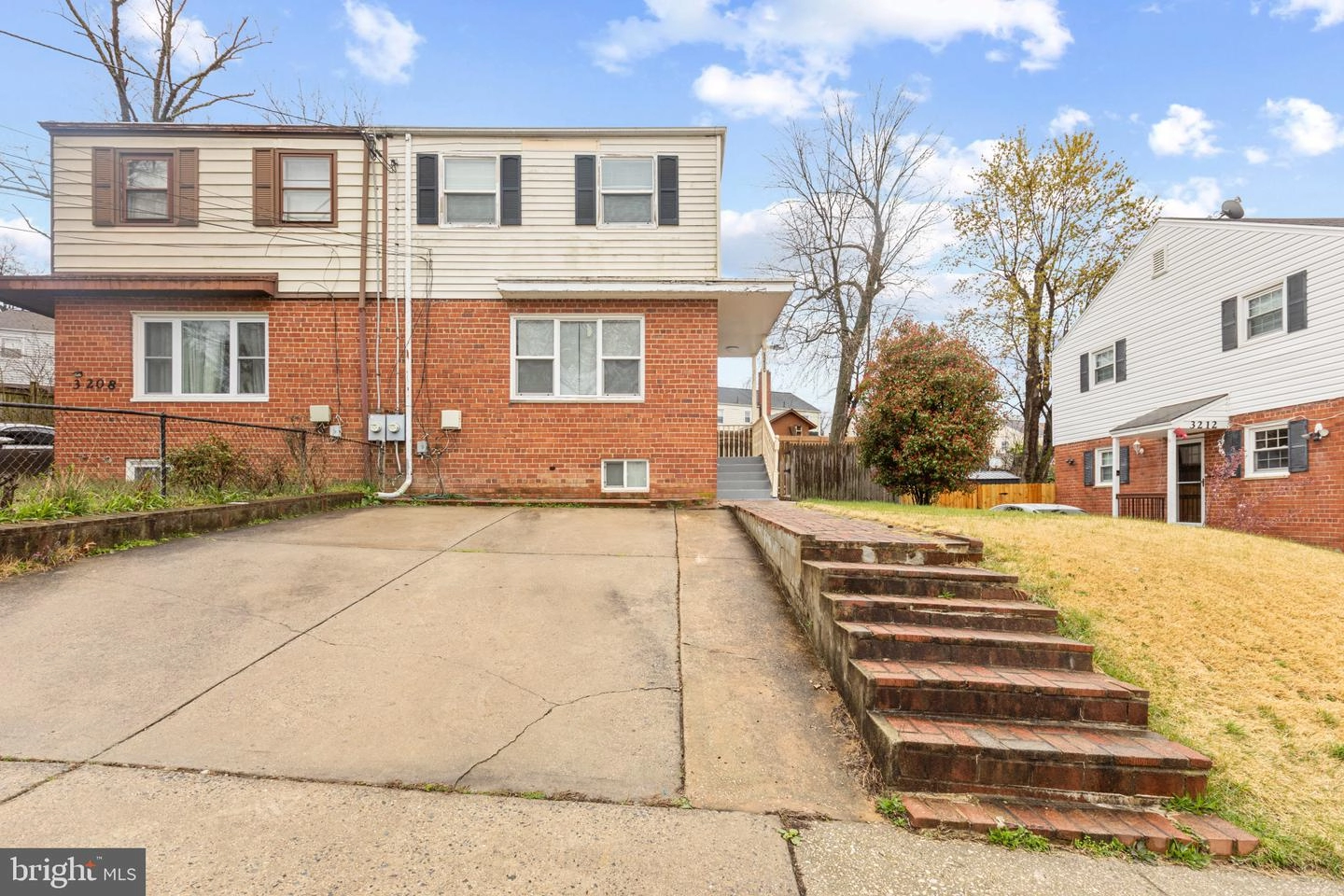 Exterior - 3210 Medway St, Silver Spring, MD 20902 photo 2 of 6