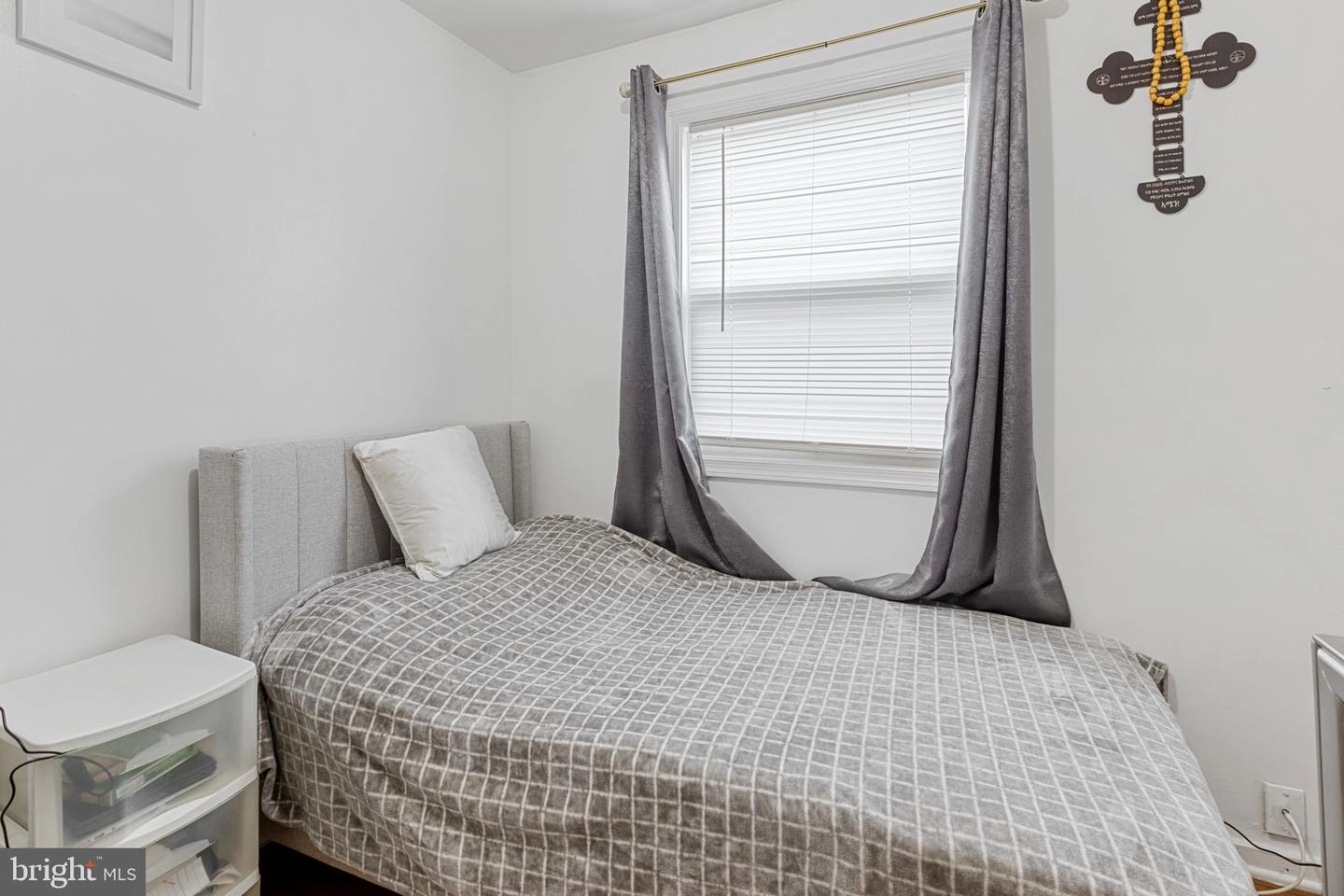 Bedroom - 3210 Medway St, Silver Spring, MD 20902 photo 8 of 10