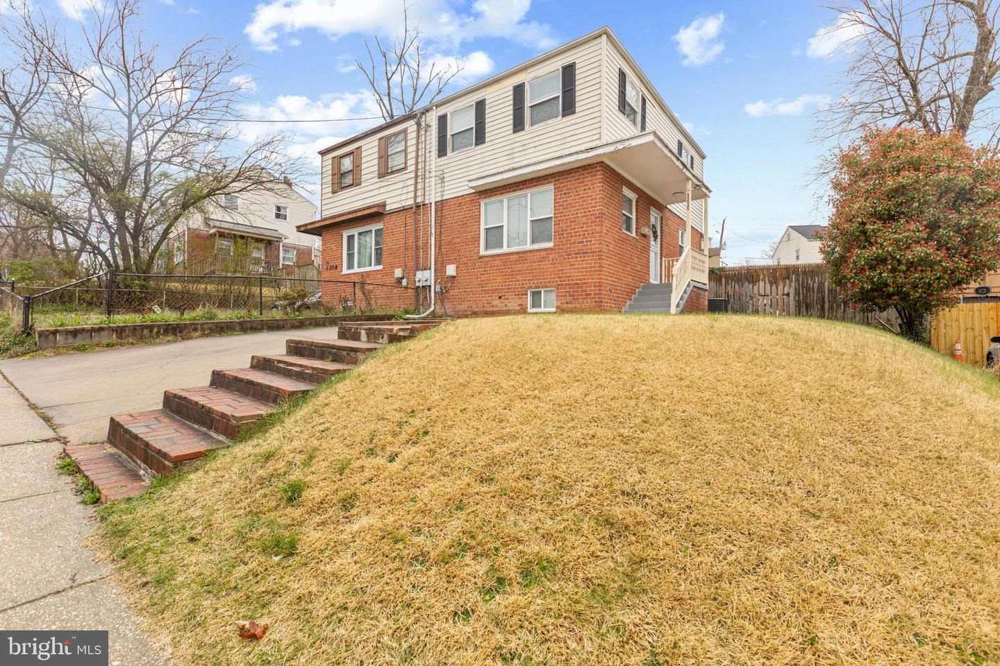 Exterior - 3210 Medway St, Silver Spring, MD 20902 photo 1 of 6