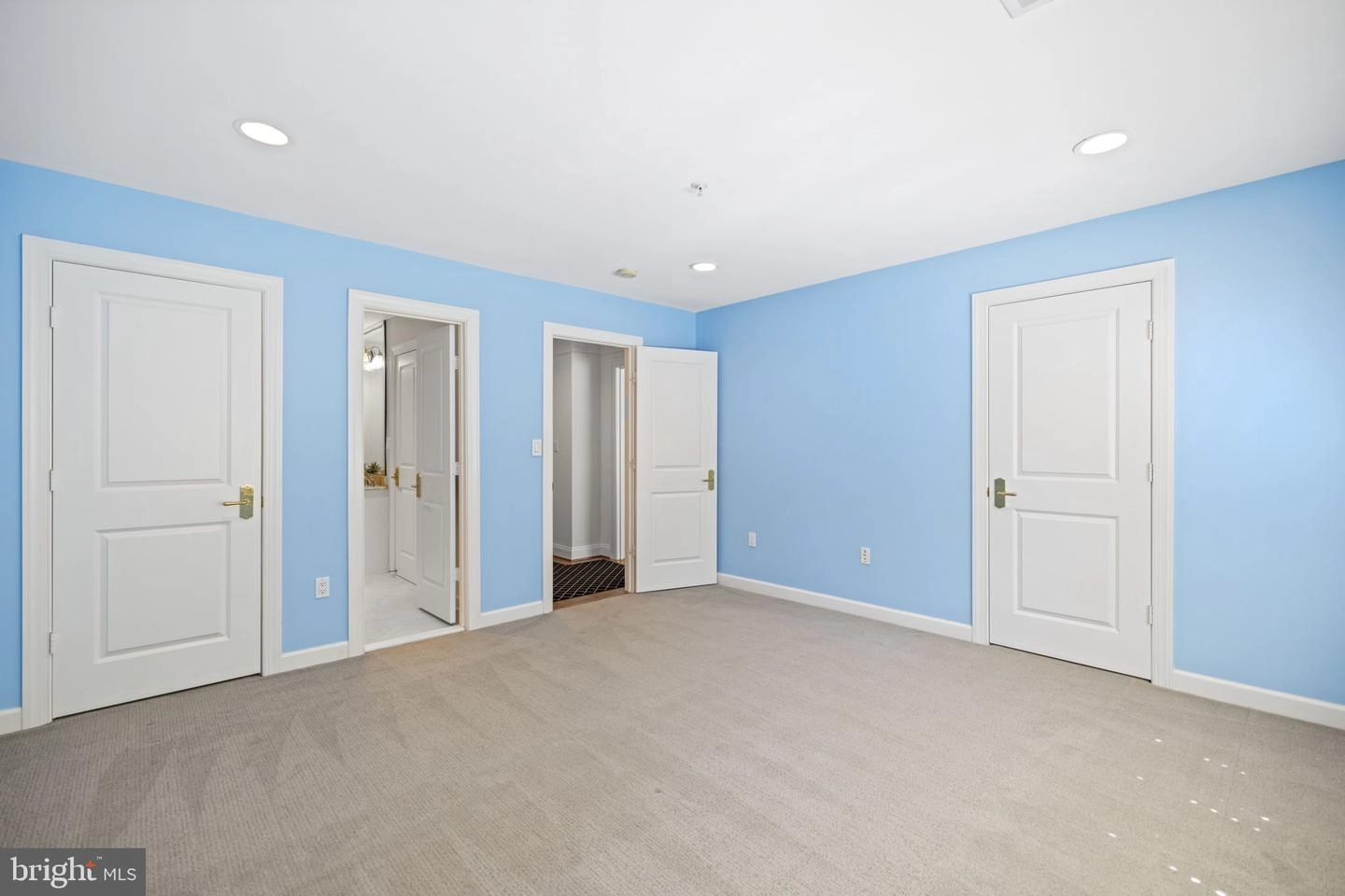 Bedroom - 7805 Gate Post Way, Potomac, MD 20854 photo 4 of 5