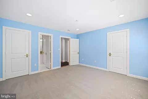 Bedroom - 7805 Gate Post Way, Potomac, MD 20854 photo 4 of 5