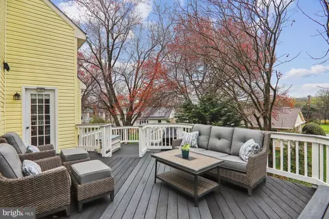 Exterior - 1409 Caitlin Ct, Silver Spring, MD 20904 photo 5 of 7