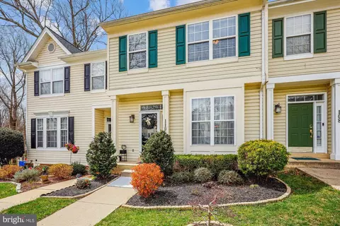 110 Twelve Oaks Dr, Gaithersburg, MD 20878