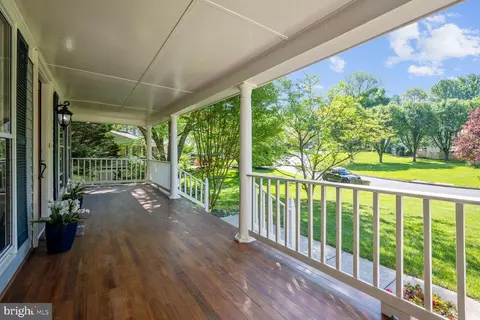 Exterior - 2807 Regina Dr, Silver Spring, MD 20906 photo 4 of 19
