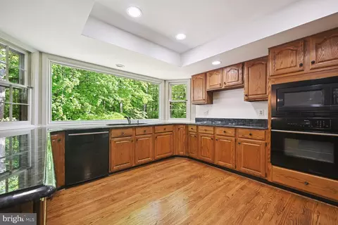Kitchen - 2807 Regina Dr, Silver Spring, MD 20906 photo 2 of 5