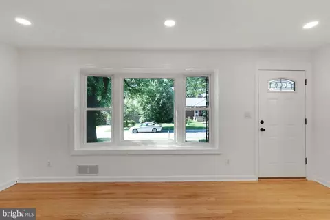 2423 Homestead Dr, Silver Spring, MD 20902 photo 23