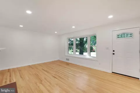 2423 Homestead Dr, Silver Spring, MD 20902 photo 13
