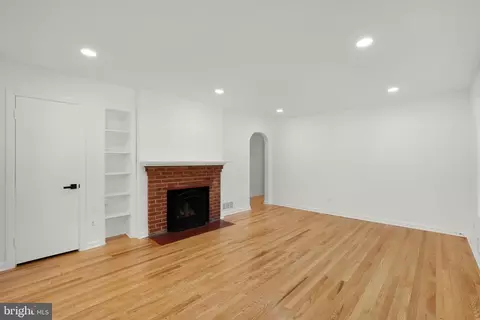 2423 Homestead Dr, Silver Spring, MD 20902 photo 10
