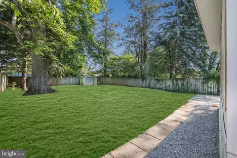 2423 Homestead Dr, Silver Spring, MD 20902 photo 42