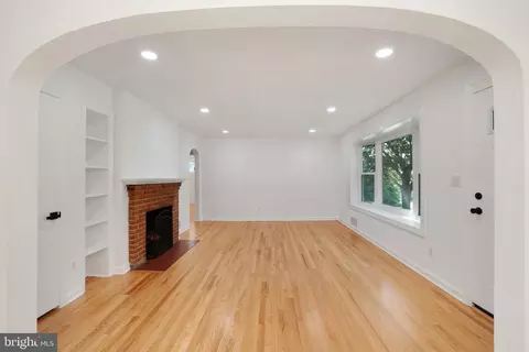 2423 Homestead Dr, Silver Spring, MD 20902 photo 14