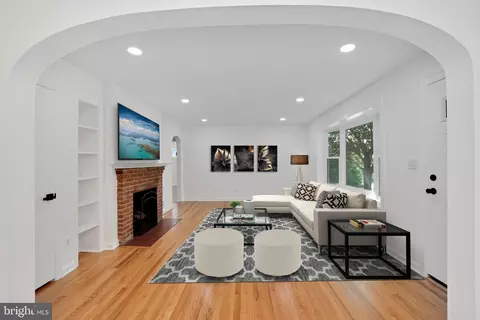 2423 Homestead Dr, Silver Spring, MD 20902 photo 5