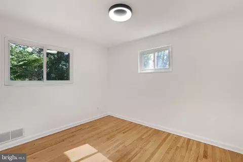 2423 Homestead Dr, Silver Spring, MD 20902 photo 20