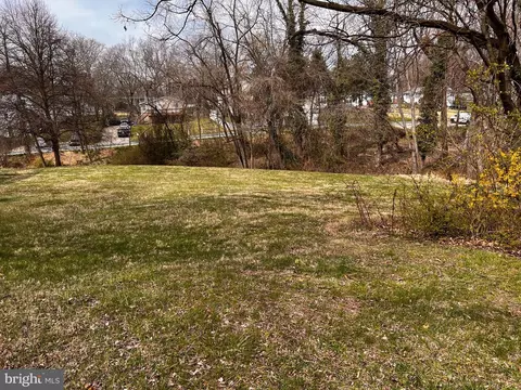 13102 Ideal Dr, Silver Spring, MD 20906