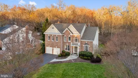 18301 Mckernon Way, Poolesville, MD 20837