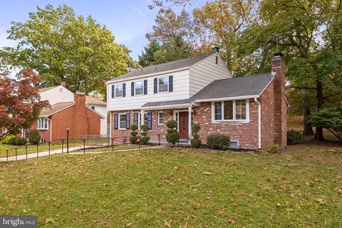 518 Lamberton Dr, Silver Spring, MD 20902 photo 2
