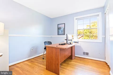 518 Lamberton Dr, Silver Spring, MD 20902 photo 17