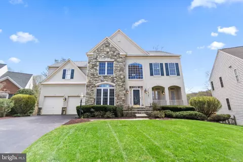 11435 Seneca Forest Cir, Germantown, MD 20876