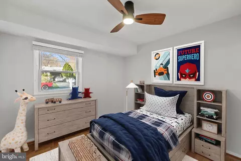 Bedroom - 203 Hutton St, Gaithersburg, MD 20877 photo 2 of 3