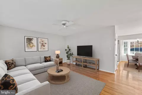 Living - 203 Hutton St, Gaithersburg, MD 20877 photo 2 of 5