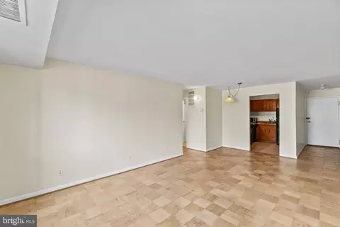 Living - 575 Thayer Ave #206, Silver Spring, MD 20910 photo 1 of 3