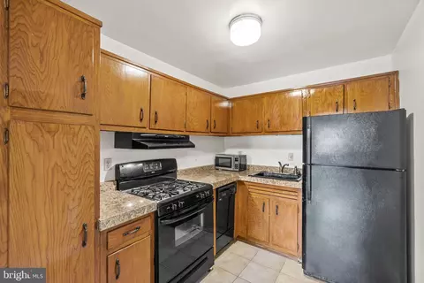 Kitchen - 575 Thayer Ave #206, Silver Spring, MD 20910 photo 1 of 1