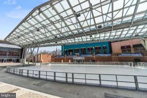 View/Area - 575 Thayer Ave #206, Silver Spring, MD 20910 photo 6 of 7